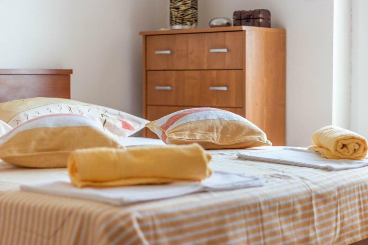 Apartmani Cosic Duće Esterno foto
